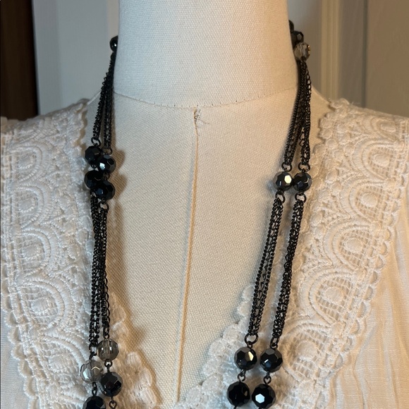 Elegant Black and Silver Beaded Necklace - Picture 2 of 7